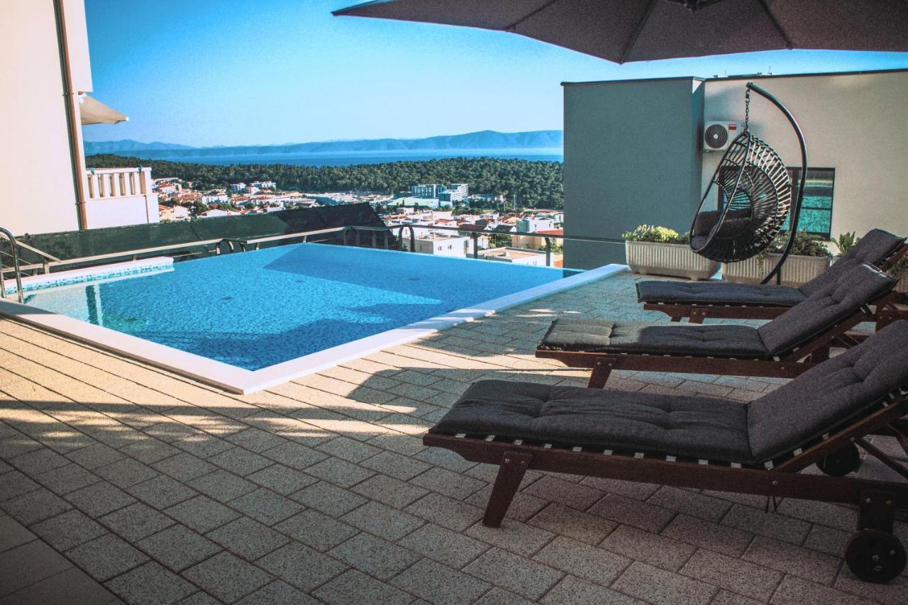 Apartment With Private Pool "Patricia" Makarska Bagian luar foto